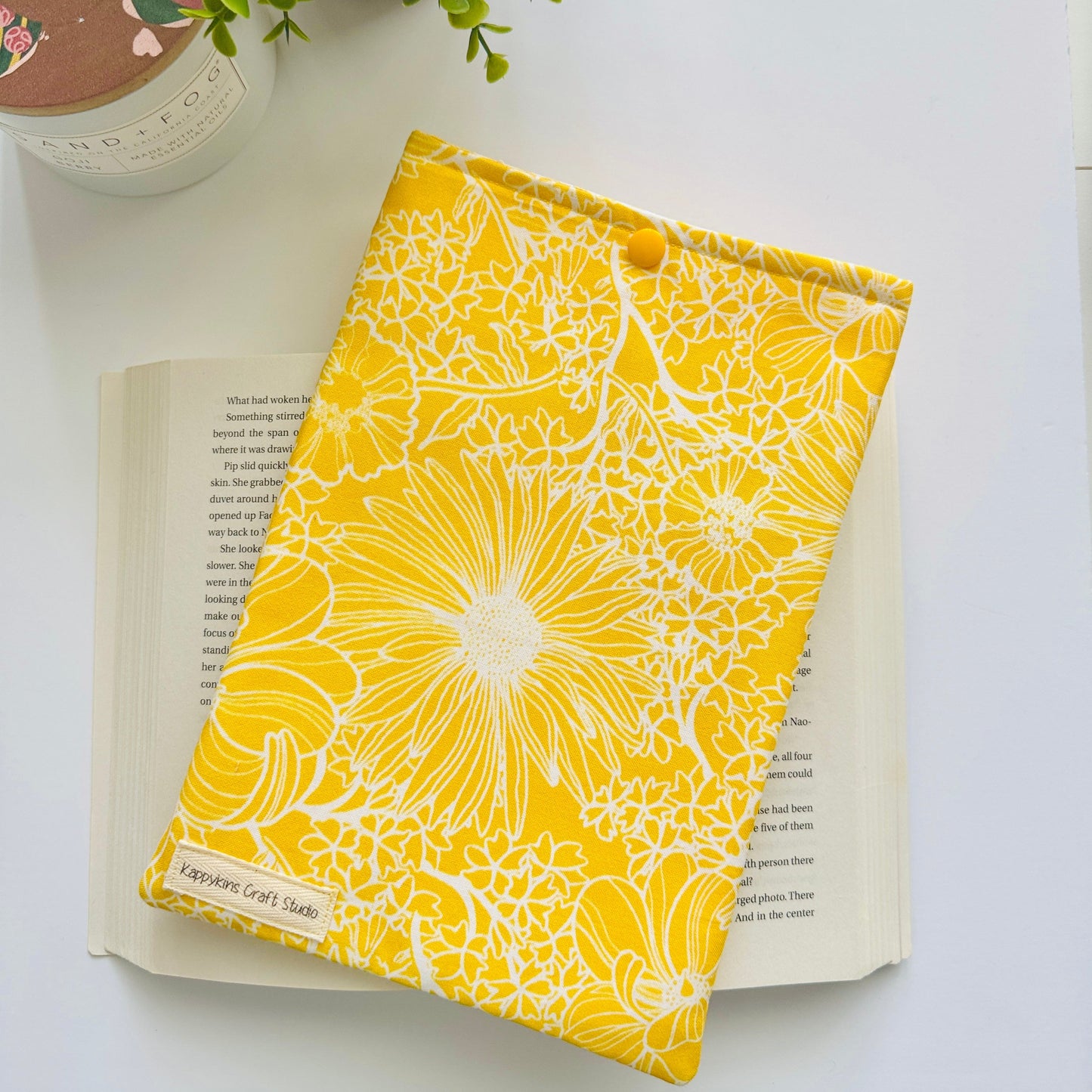 Kindle & Book Sleeve - Sunshine Floral